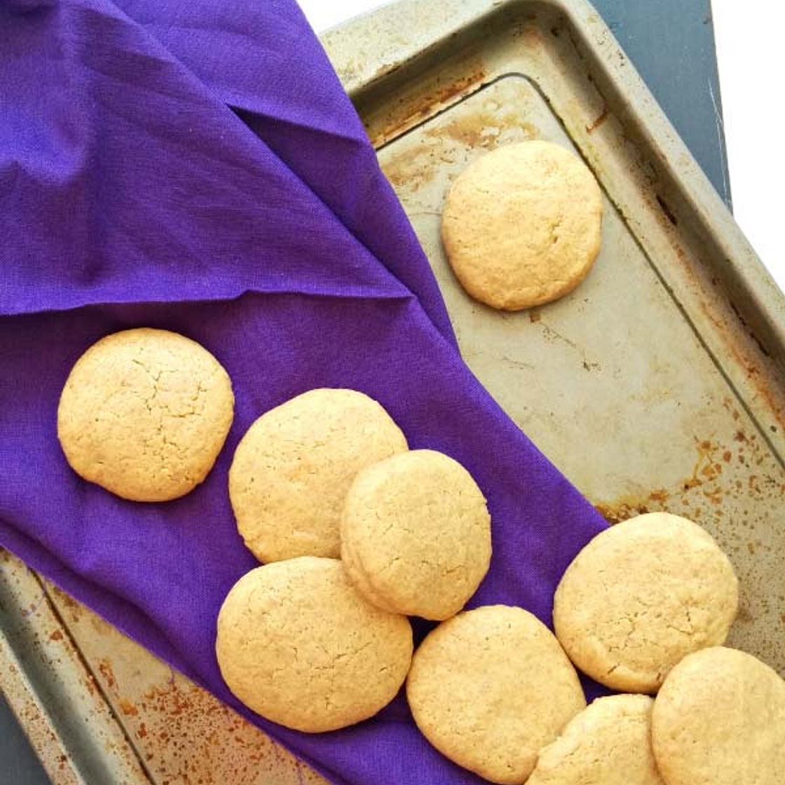 Homemade Vanilla Wafers