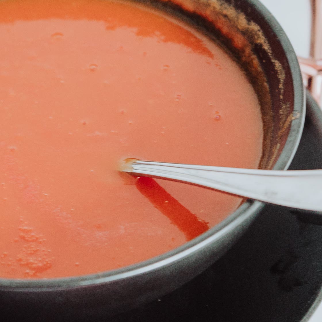Slimming World Tomato Soup that tastes just like Heinz (but Syn Free!) - Strikeapose