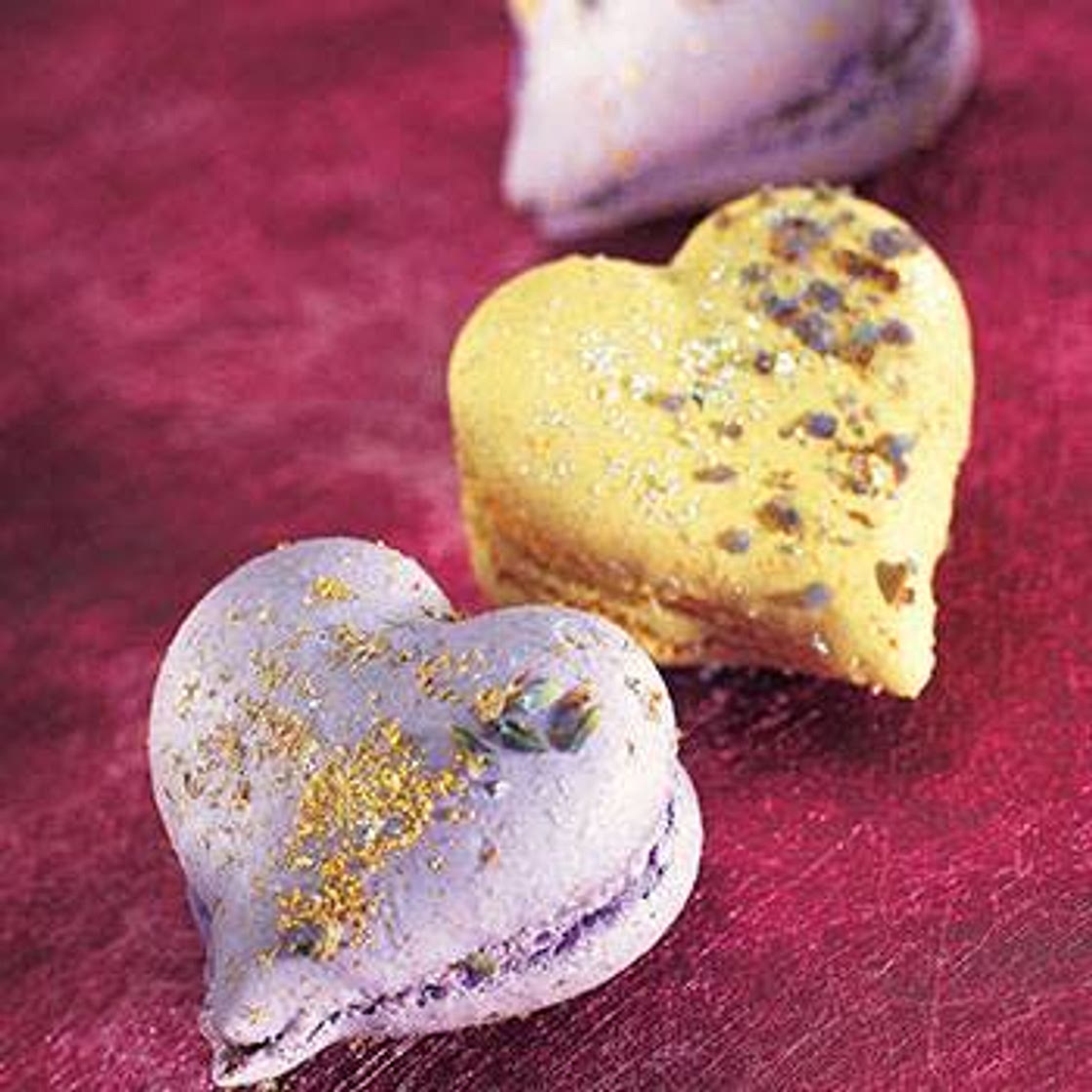 GINGER WHITE MACARONS