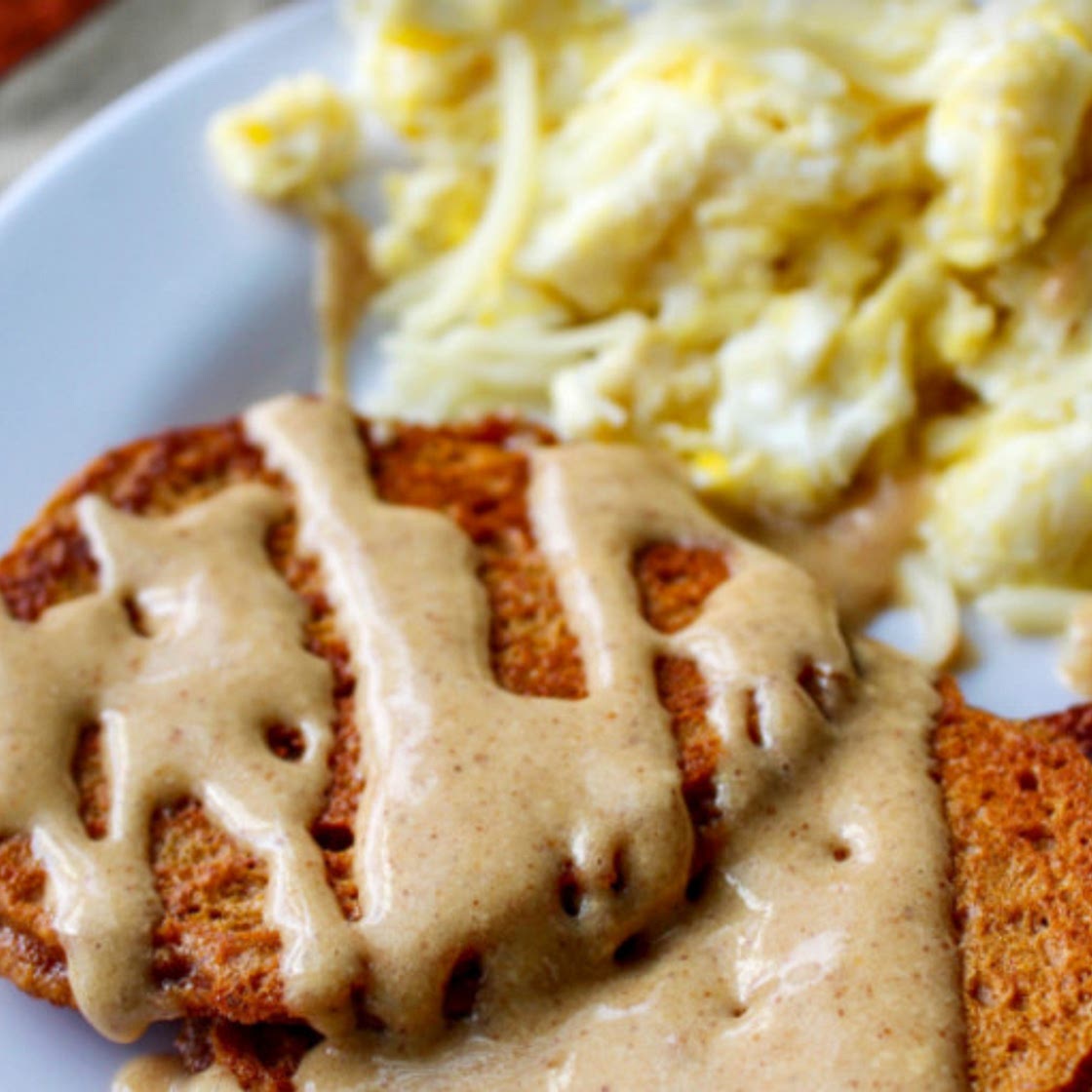 Silver Dollar Gingerbread Pancakes