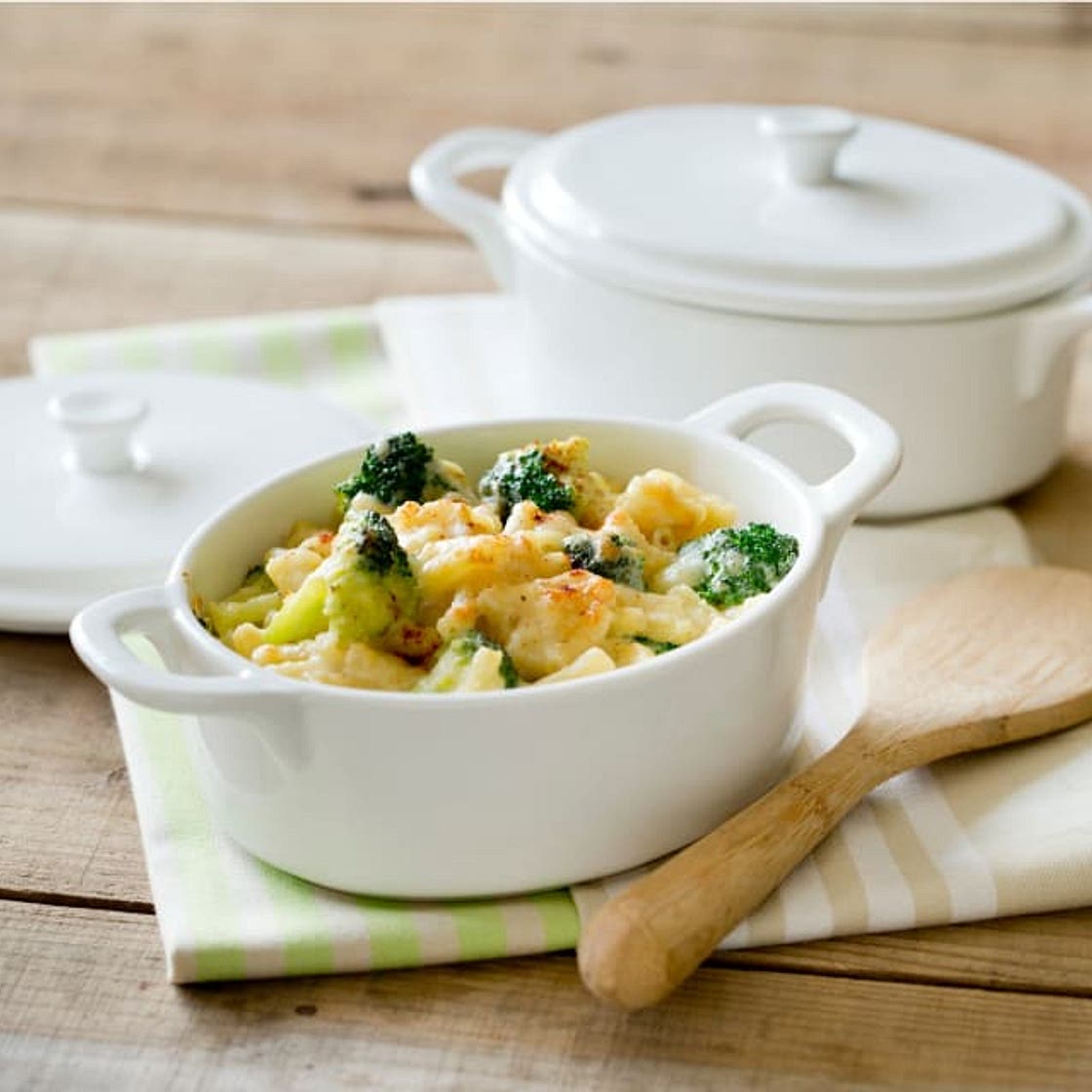 Broccoli and three cheese pasta bake