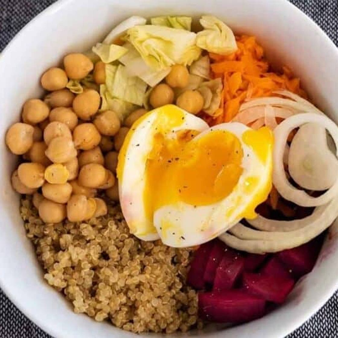 Quinoa salad bowl
