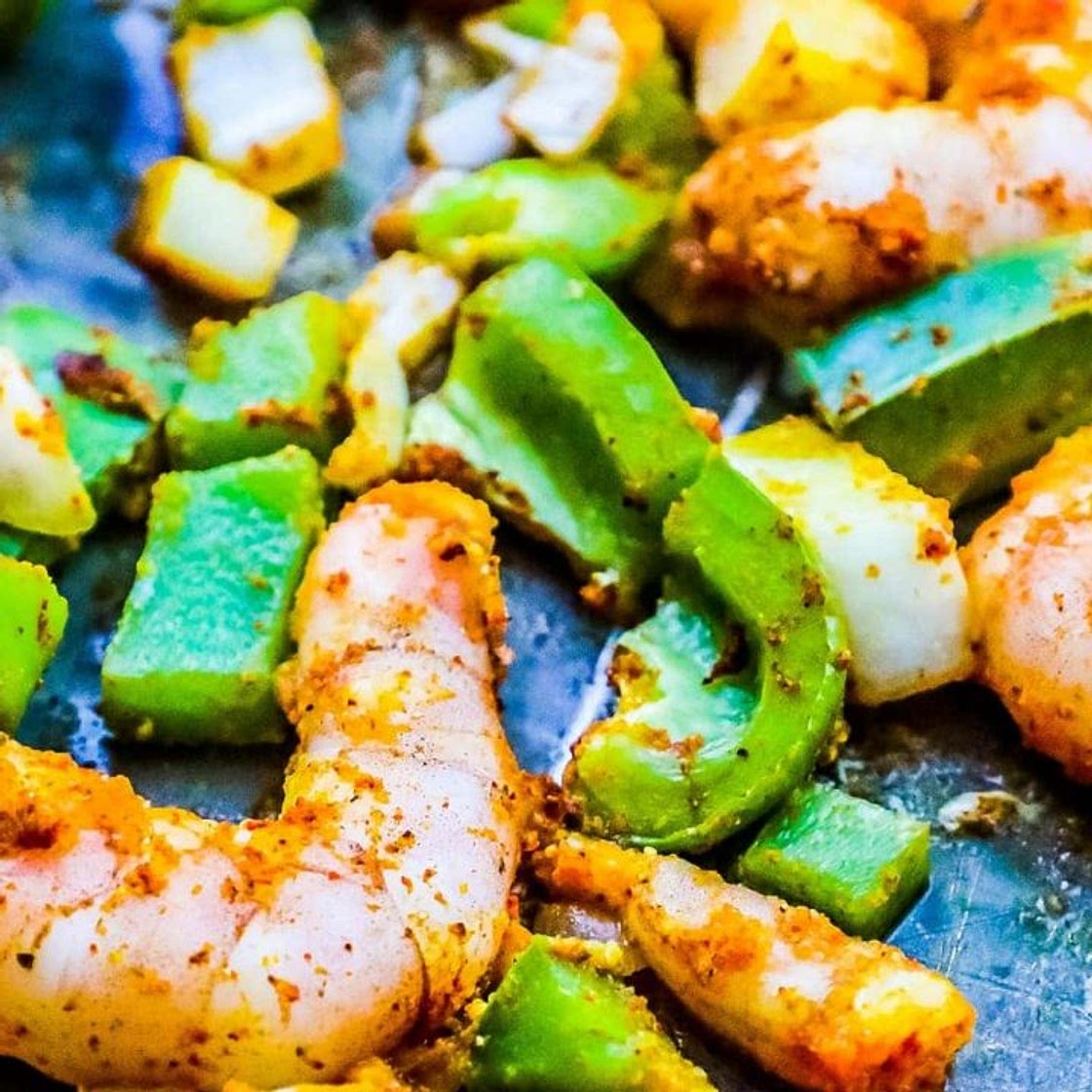 Sheet Pan Curry Shrimp Meal Prep Bowls