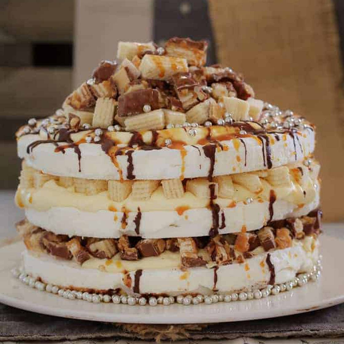 Chocolate, Caramel & Peanut Pavlova