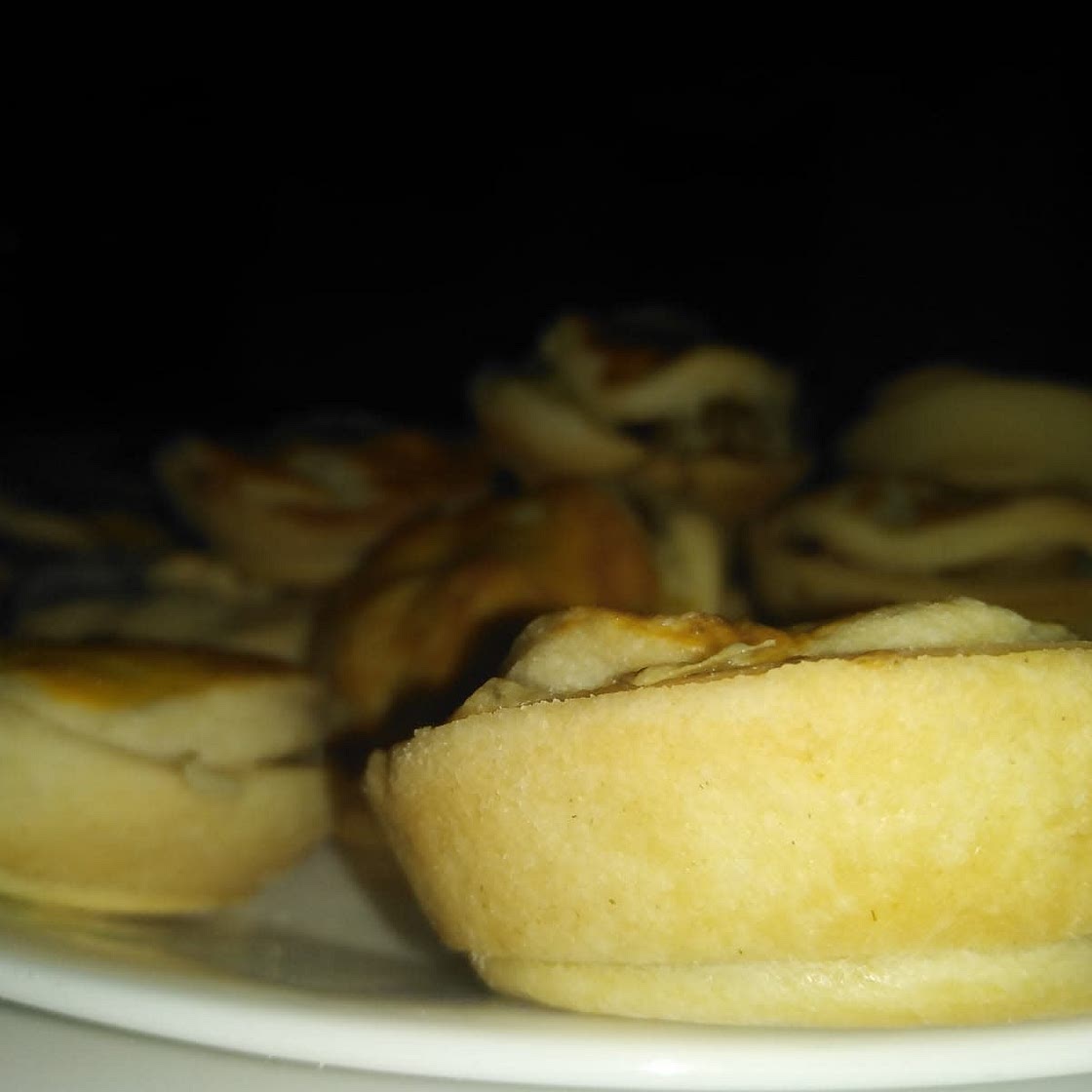 Sundried tomato, olive and cheese mini pies with homemade shortcrust pastry