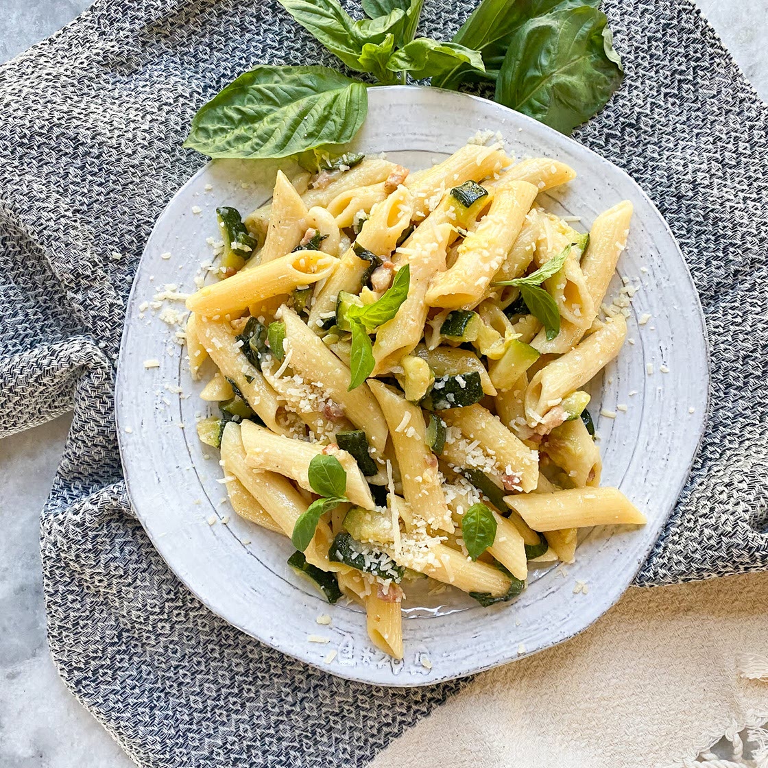 penne pasta + zucchini and prosciutto