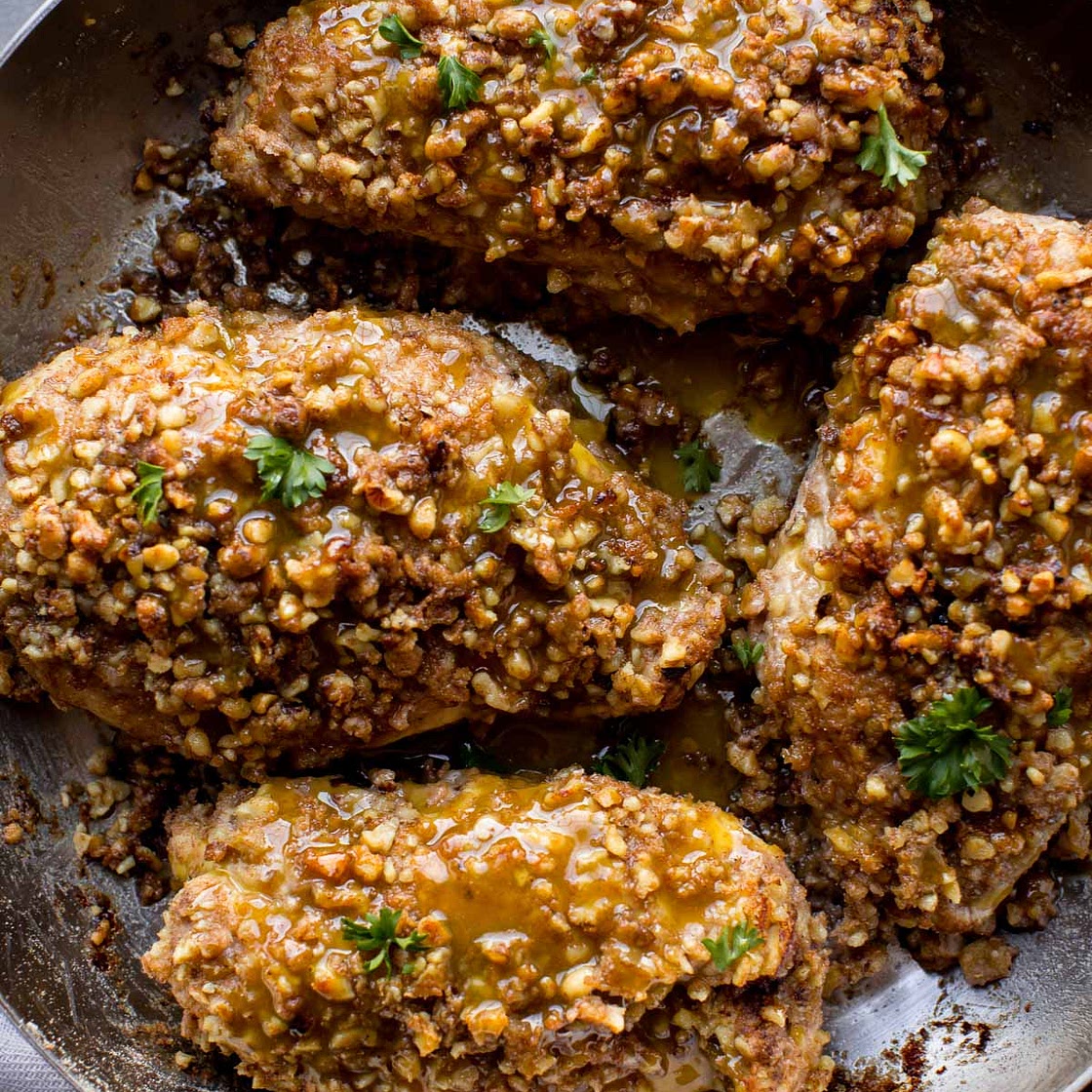 Walnut and Oregano Crusted Chicken
