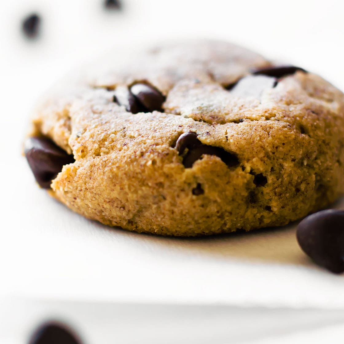 Almond Flour Chocolate Chip Cookies