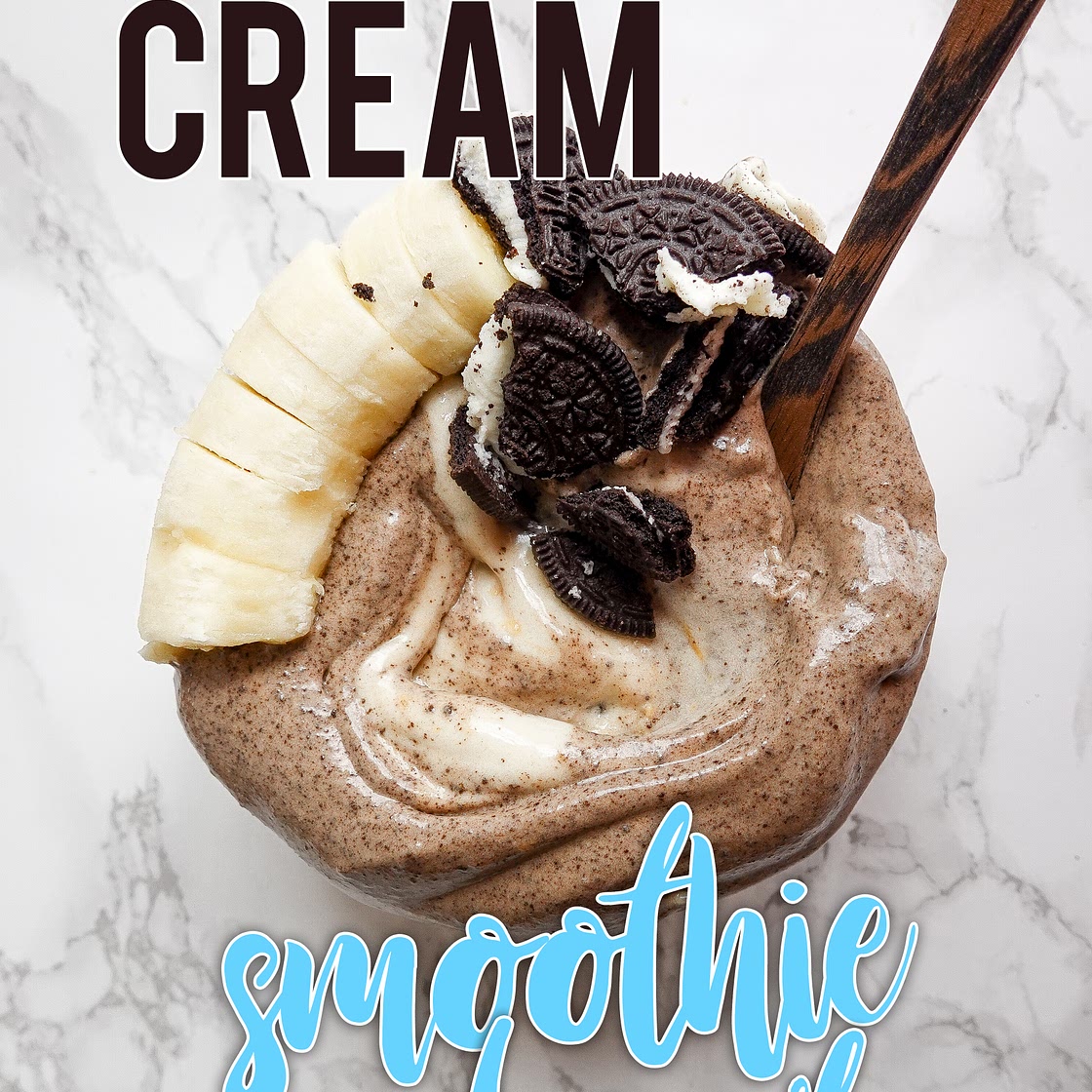Cookies and Cream Smoothie Bowl