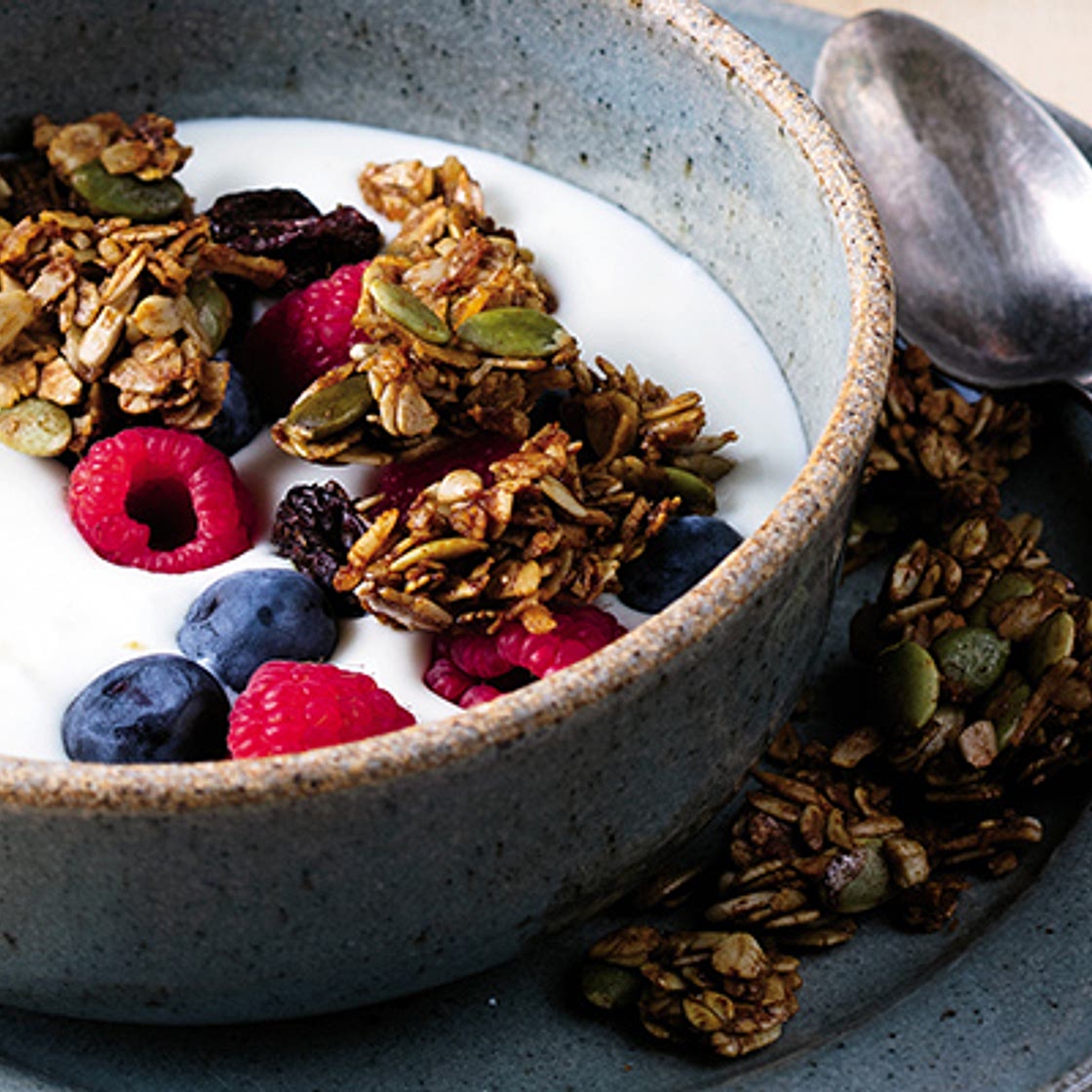 Ginger-Molasses Granola Recipe