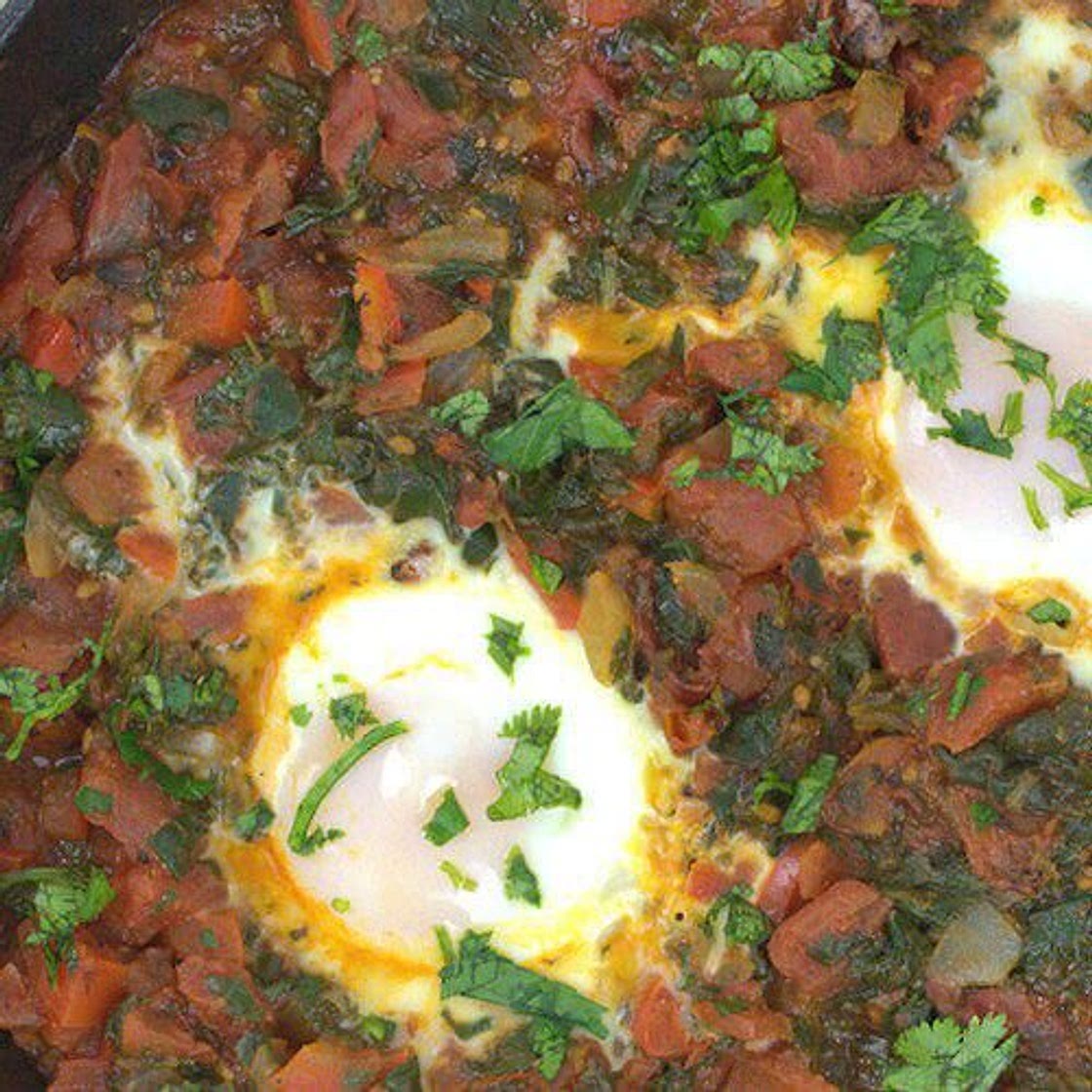 Easy Shakshuka with Spinach
