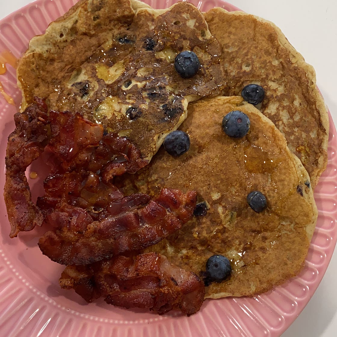 Yogurt blueberry and banana pancakes 