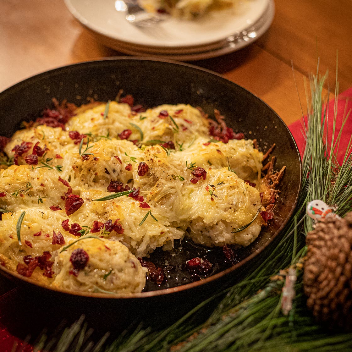 Cheesy Cranberry and Brie Idaho® Potato Pull Apart