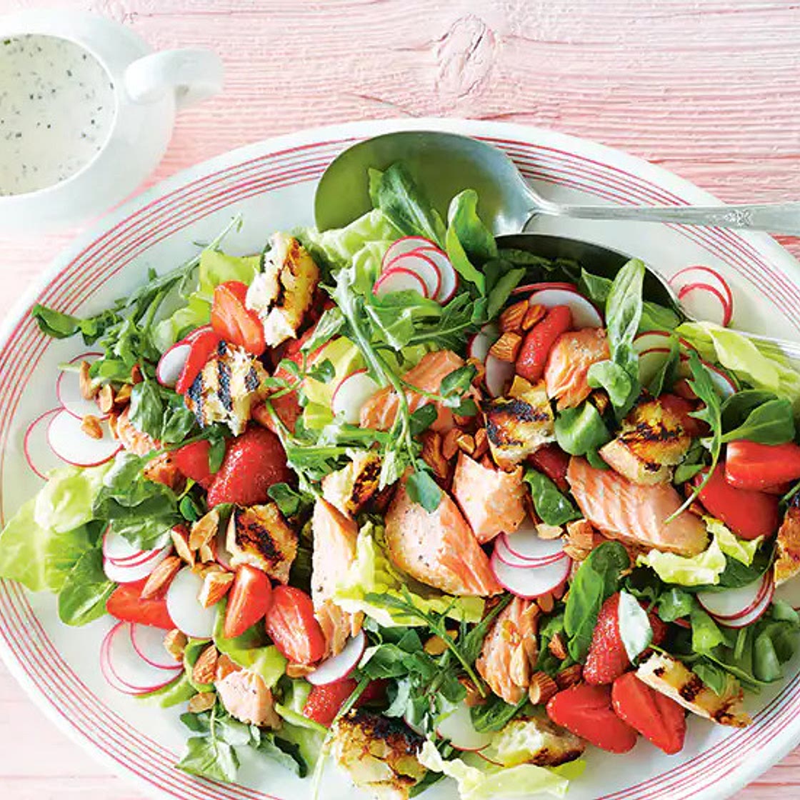 Grilled Salmon & Strawberry Salad | Canadian Living