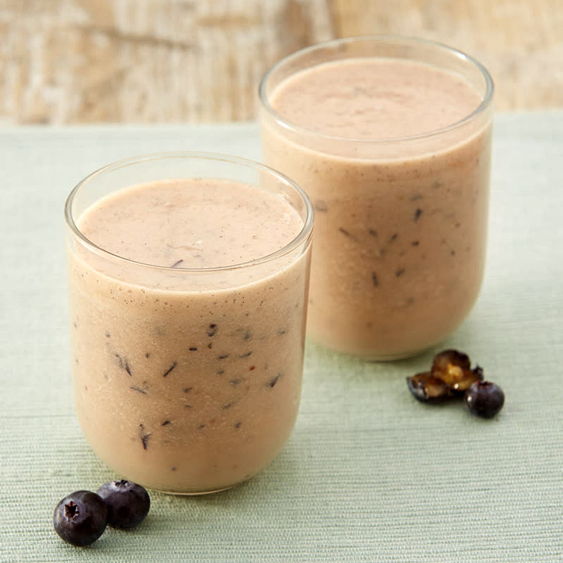 Blueberry and banana smoothie
