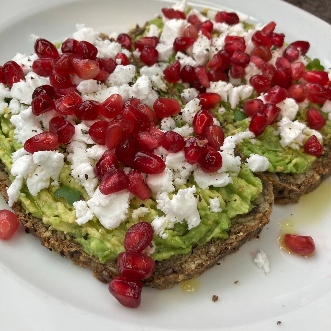 ‘Feta’ & Pomegranate Avo Toast 