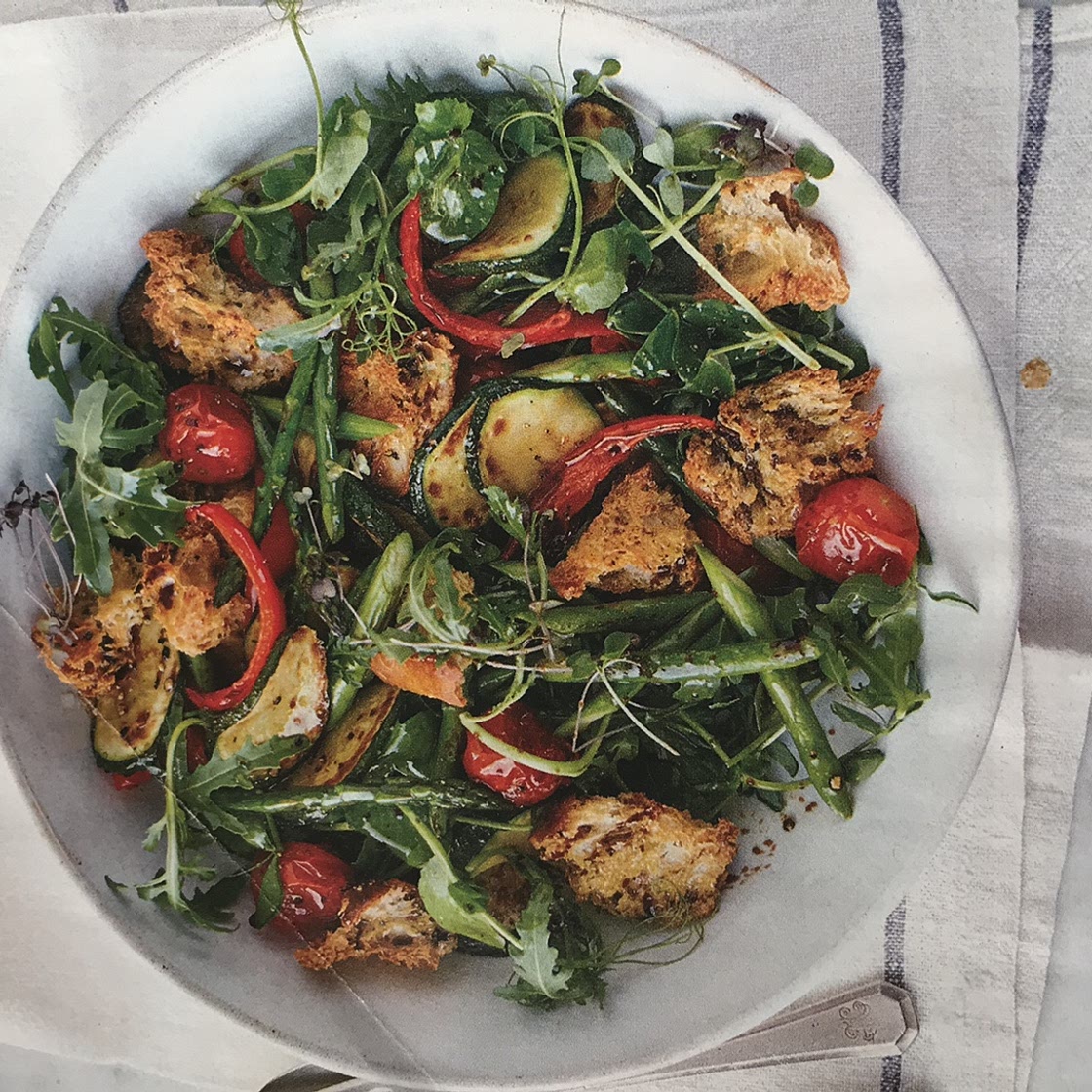 Asparagus salad