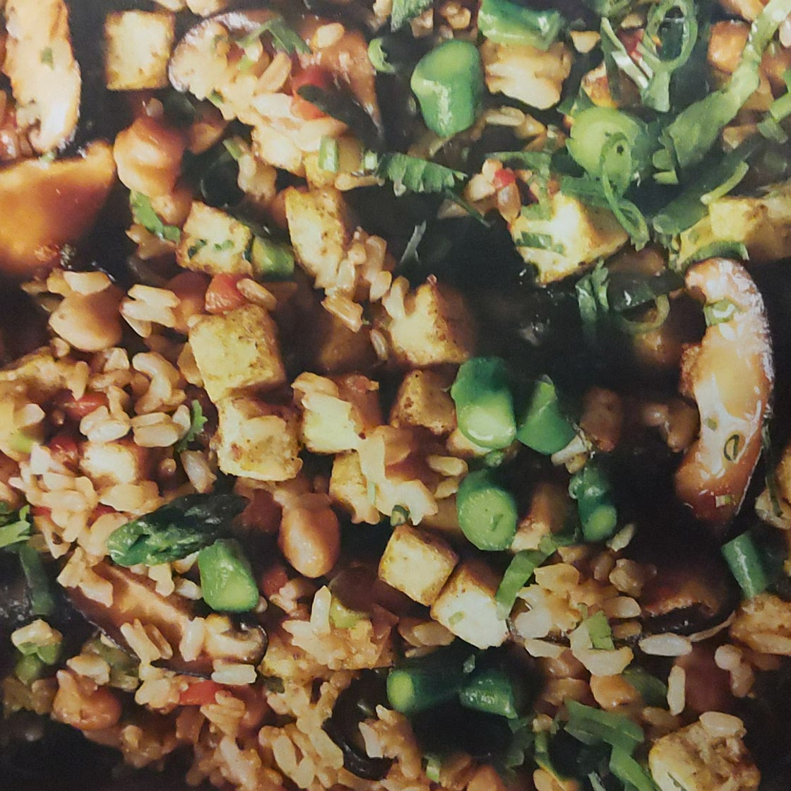 SW Golden Spiced Turmeric Tofu With Asparagus And Chickpea Fried Rice (3)