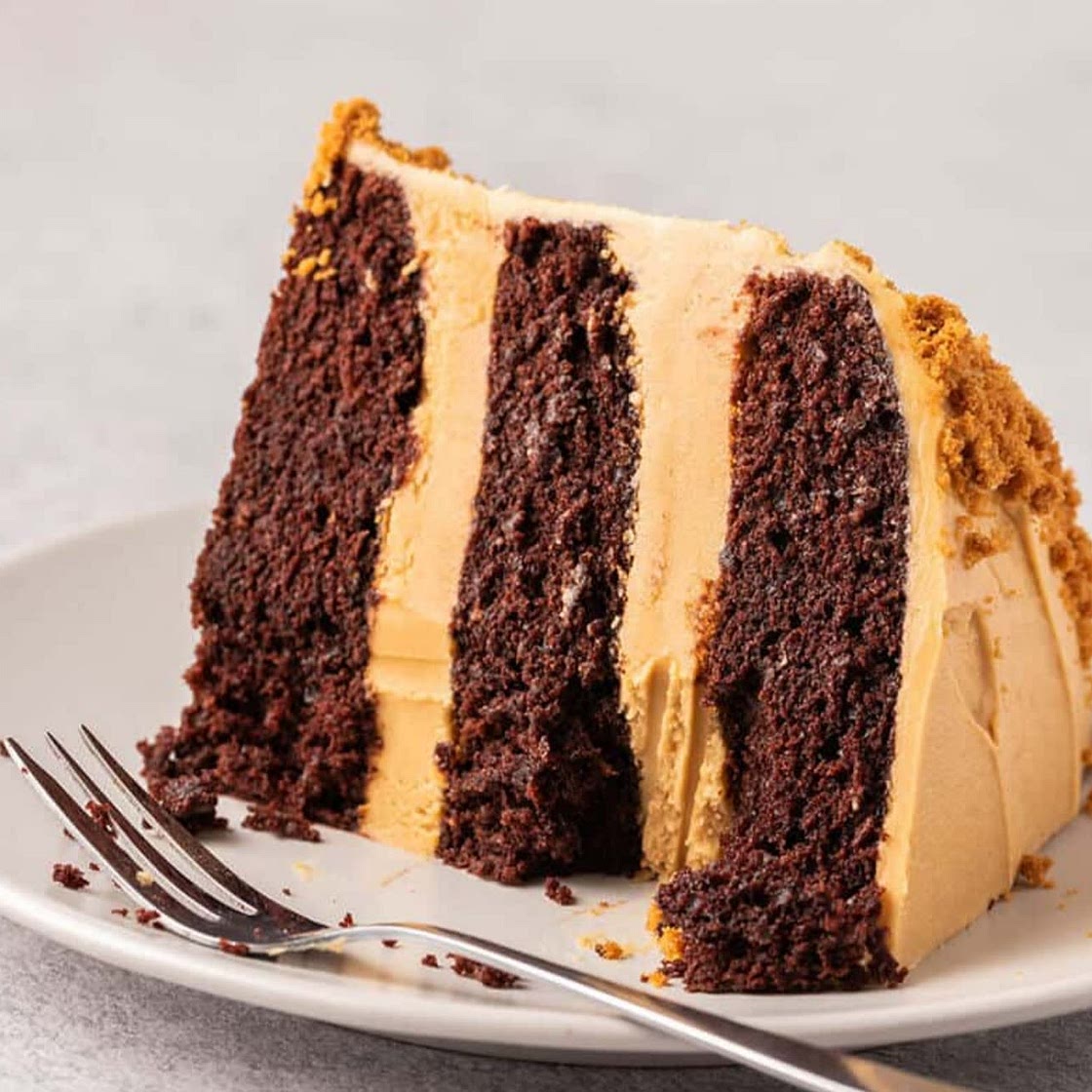Biscoff Cake - The Big Man's World ®