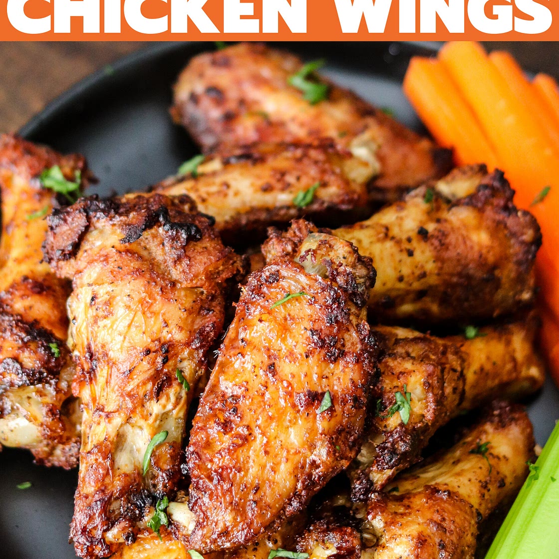 Air Fryer Chicken Wings (super crunchy! So yummy) 