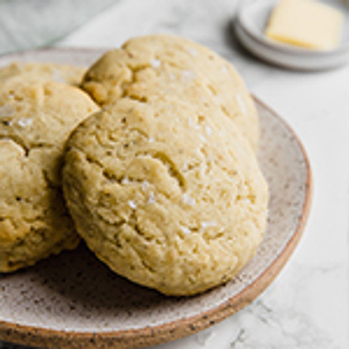 AIP Garlic & Herb Dinner Rolls