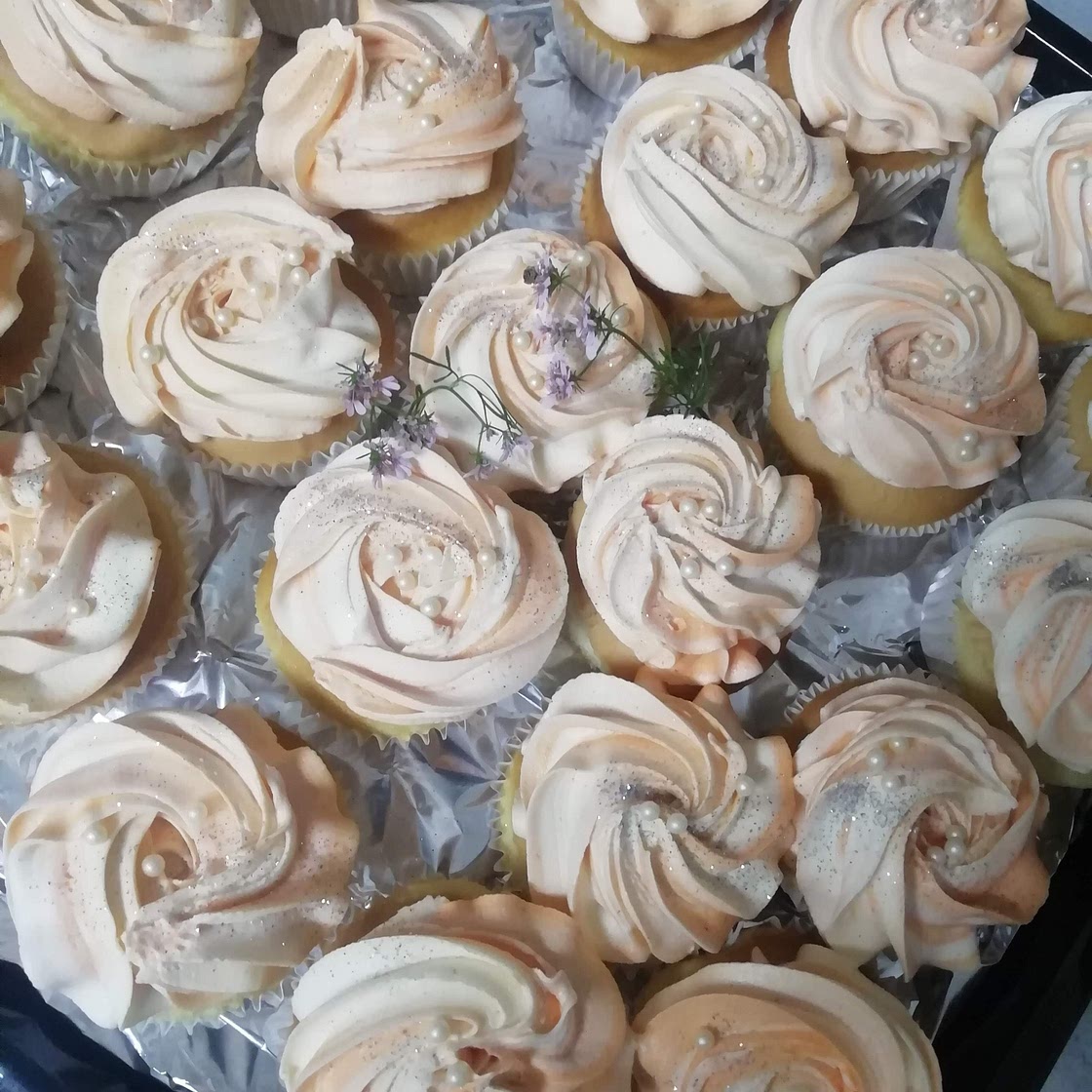 Foodserv cup cakes