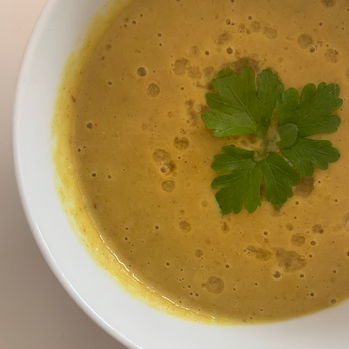 Red / Yellow Lentil Soup 🇱🇧
