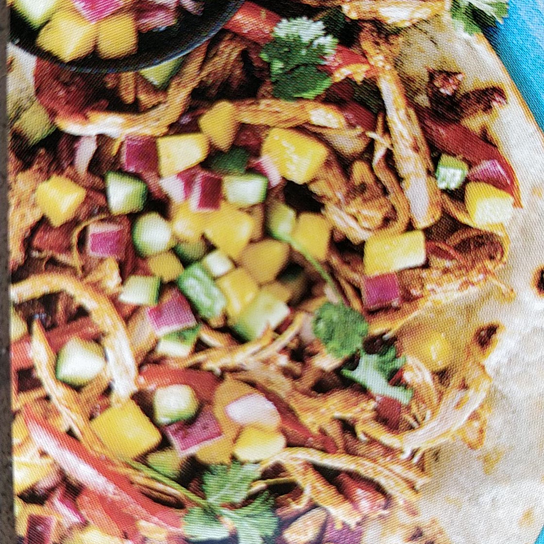 Tortilla pulled chicken met mangosalsa