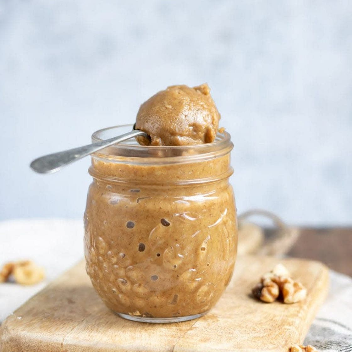 WALNUT BUTTER WITH MAPLE AND CINNAMON
