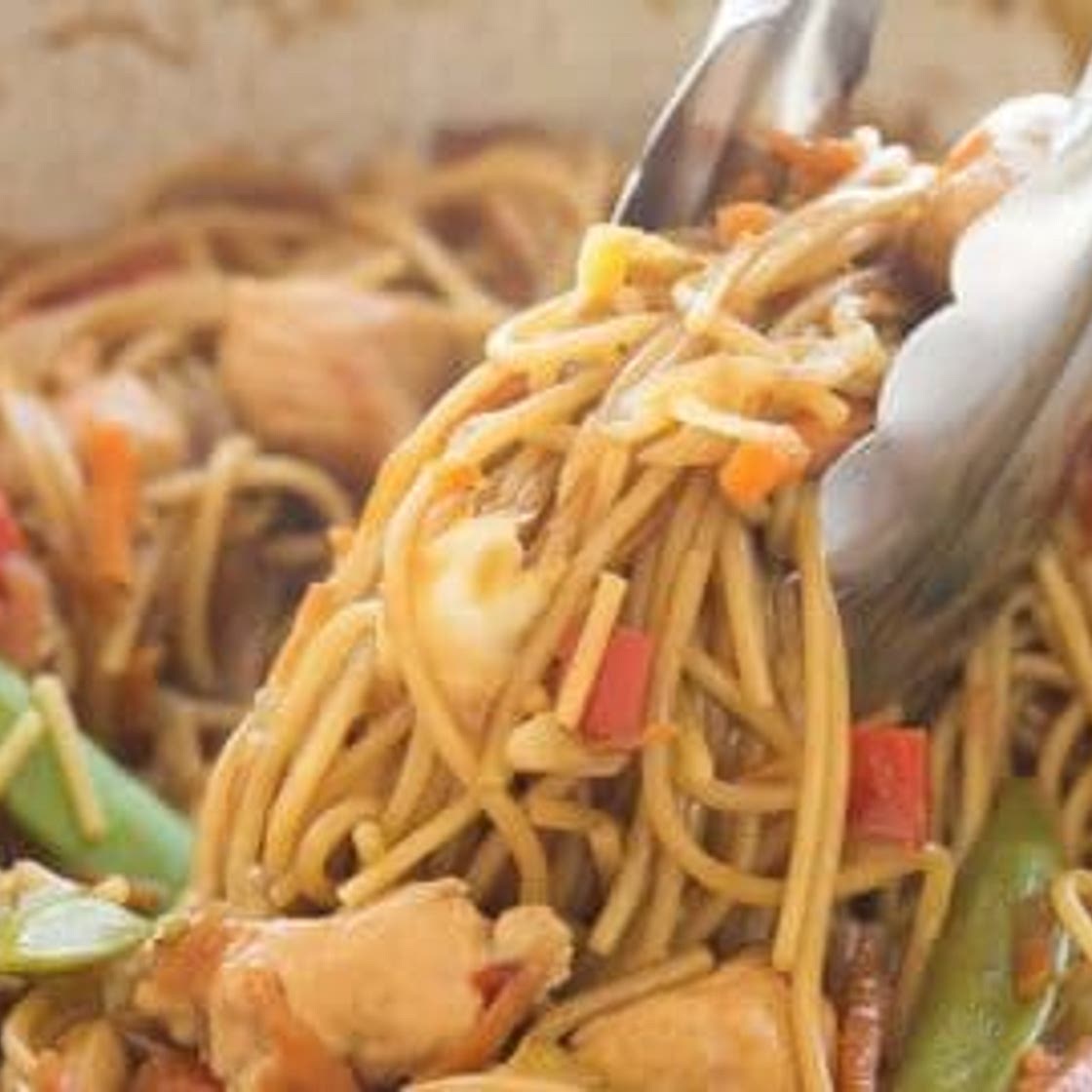 One Pot Chicken Chow Mein