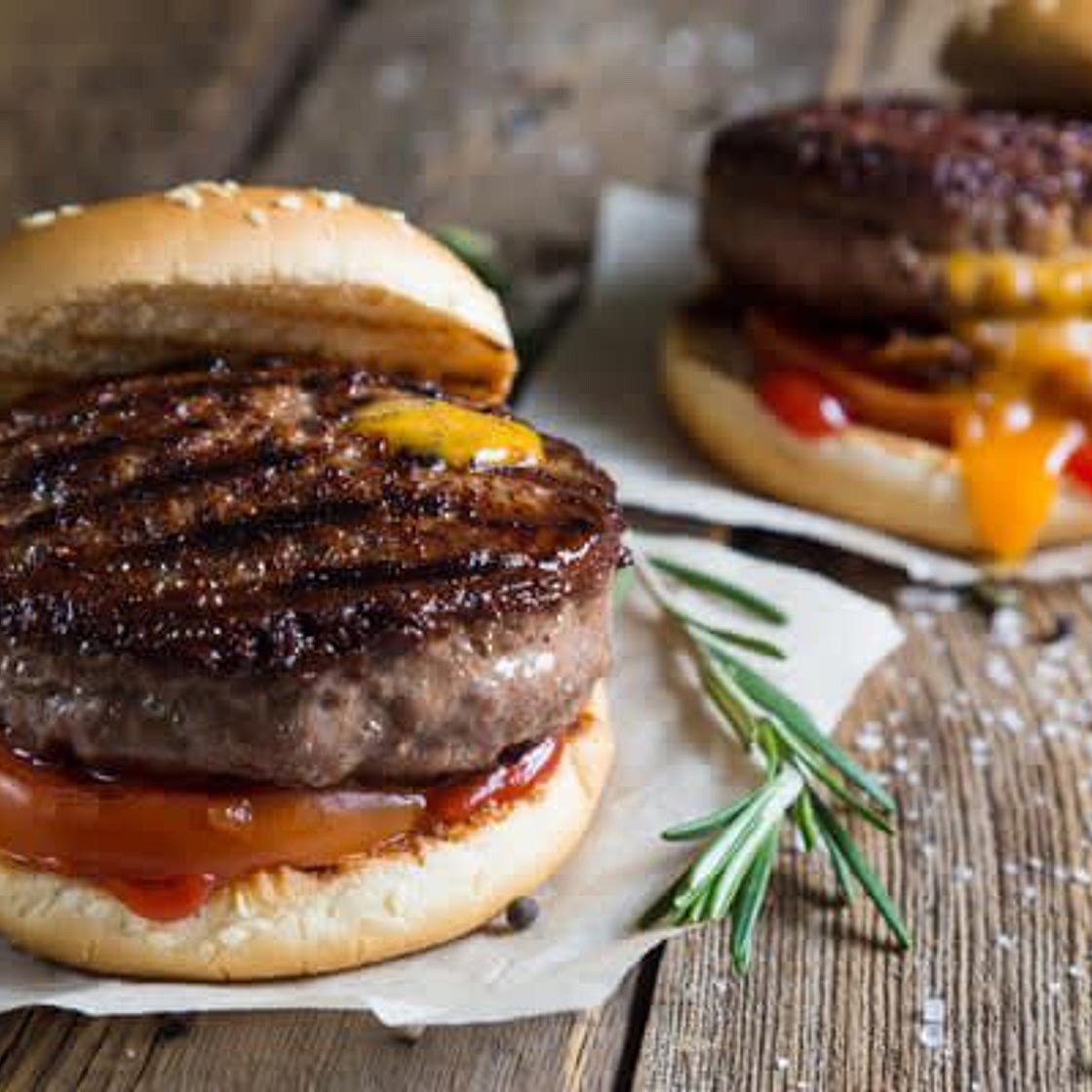 Chili Sausage Burgers
