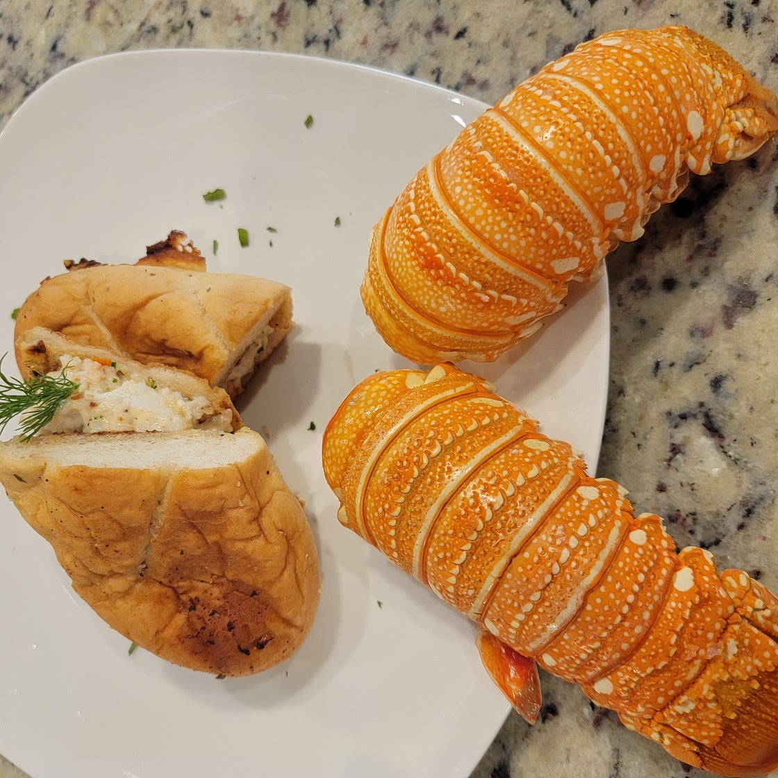 Best Maine Lobster Roll