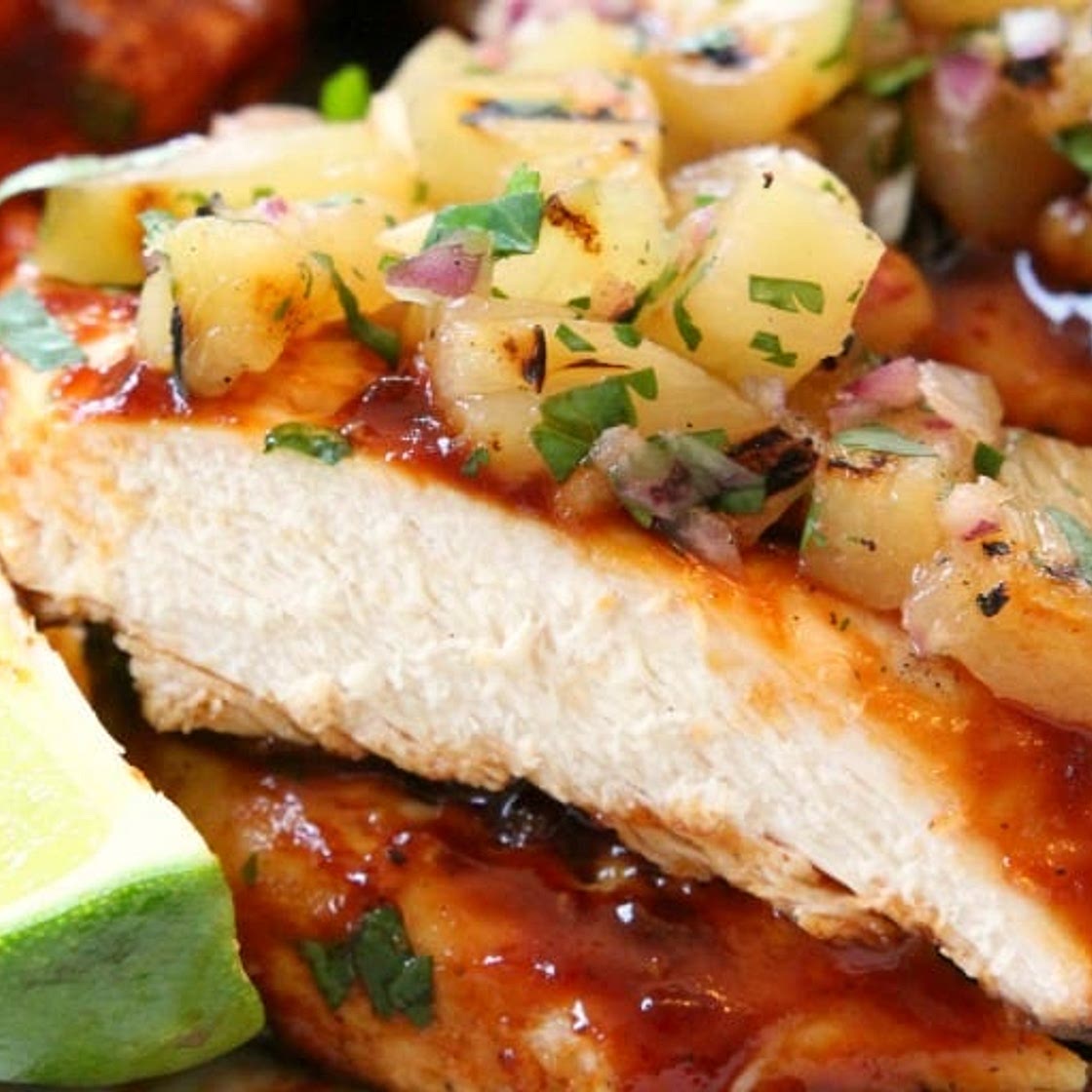 GRILLED BBQ CHICKEN WITH PINEAPPLE SALSA