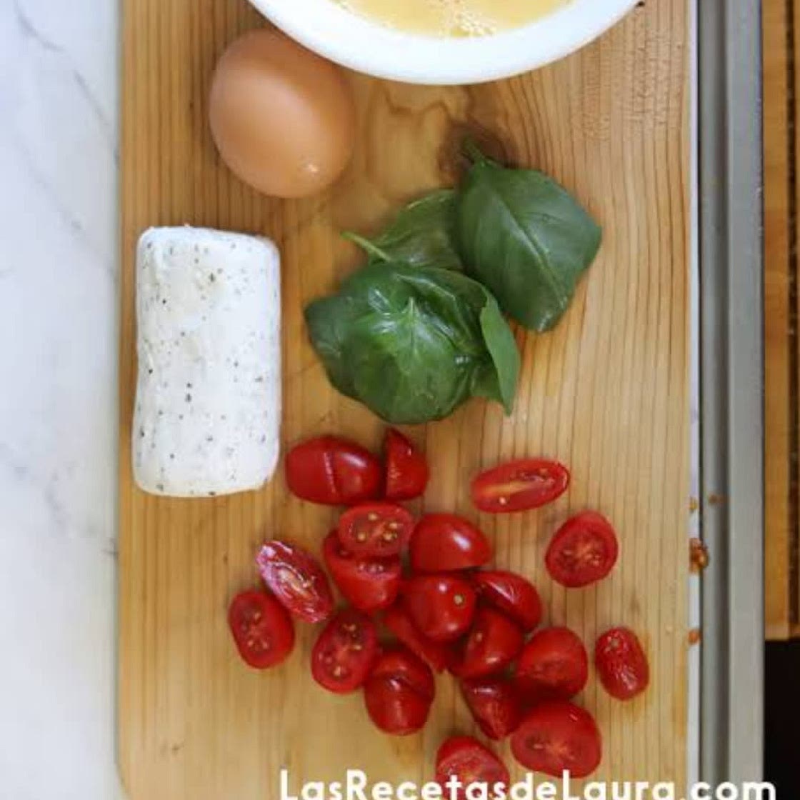 Omelette Tomato Spinach Goat Cheese