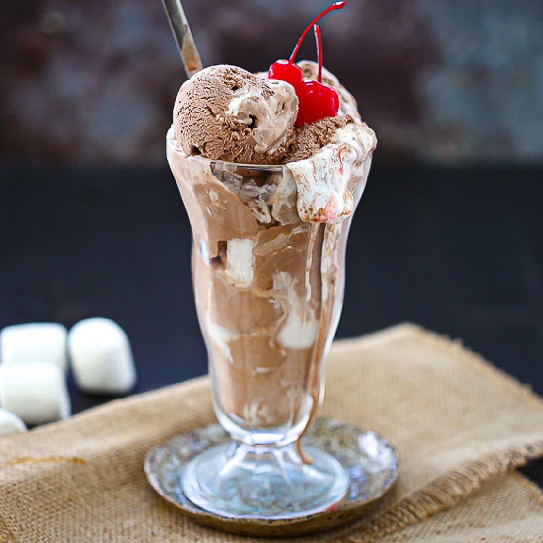 Chocolate Marshmallow Swirl Ice Cream