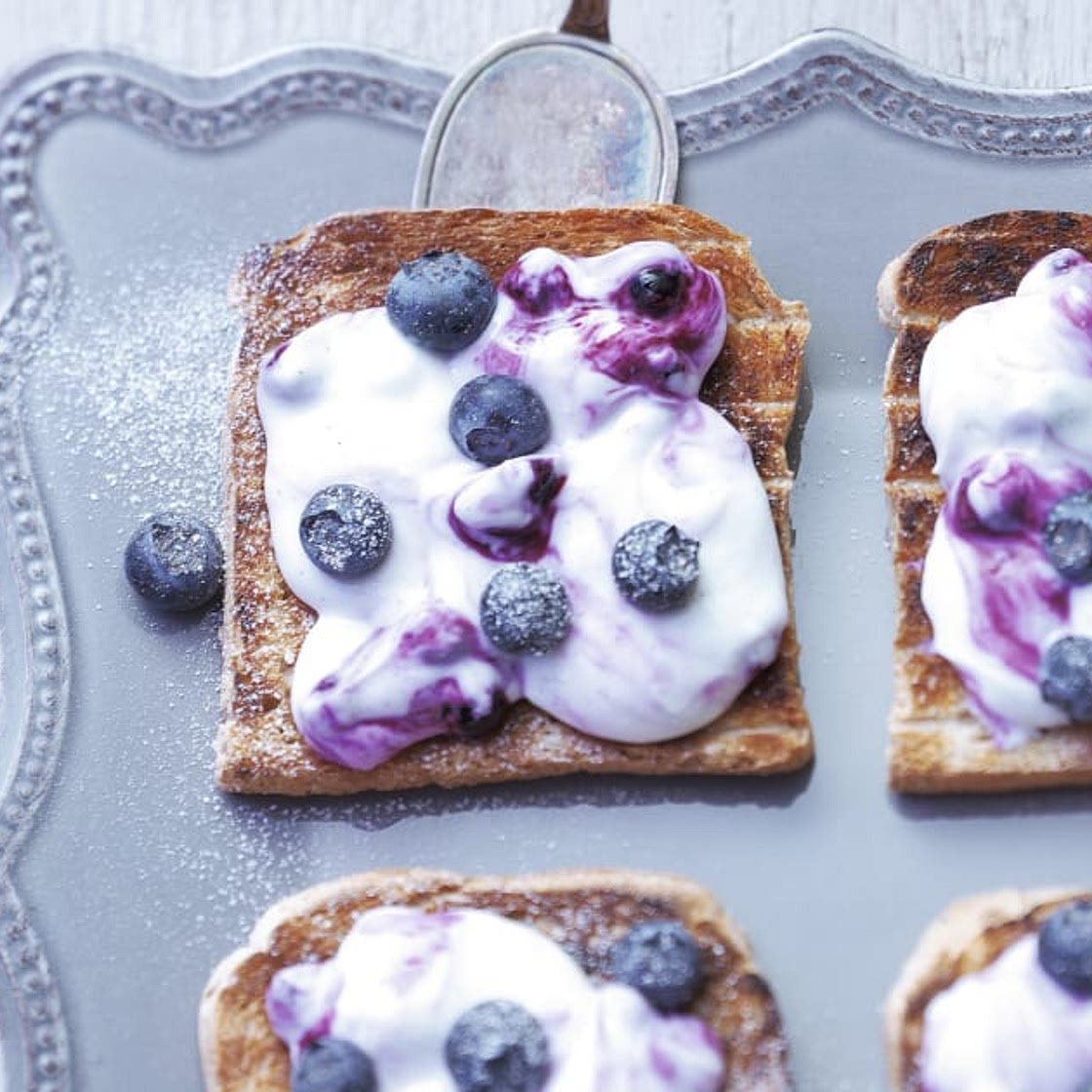 Heidelbeer-Toast