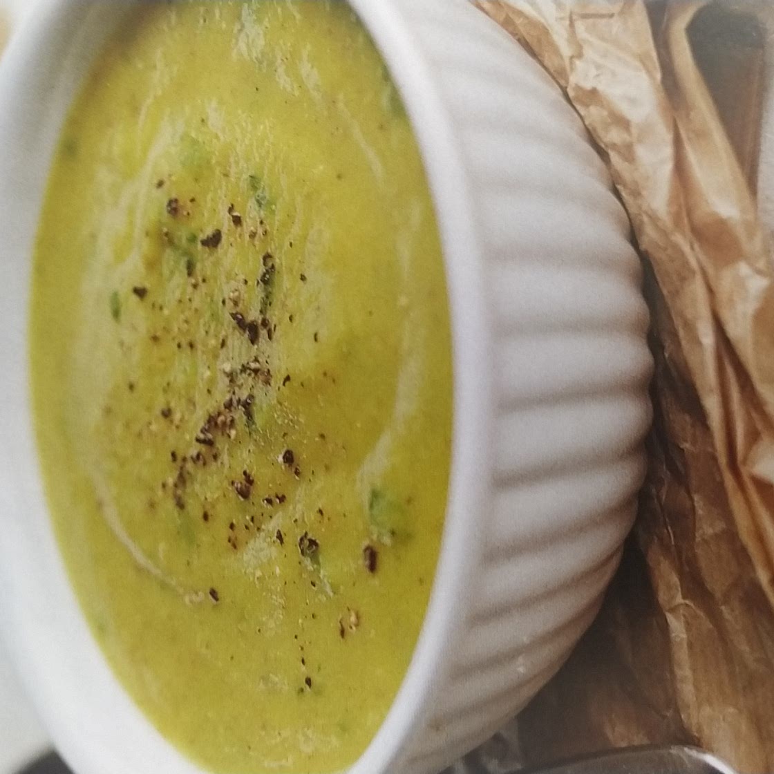 Spiced parsnip & cauliflower soup