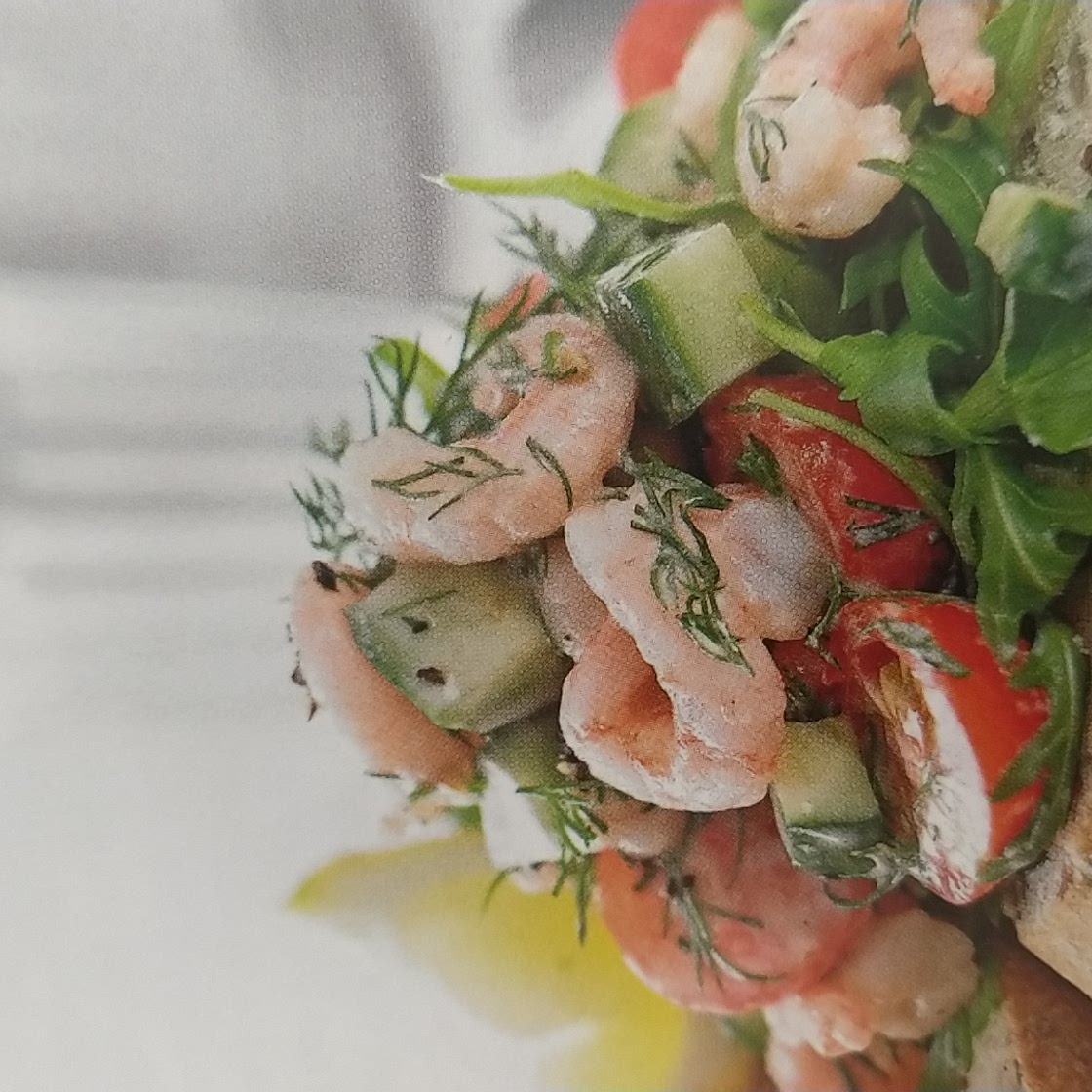 Open prawn-cocktail sandwich