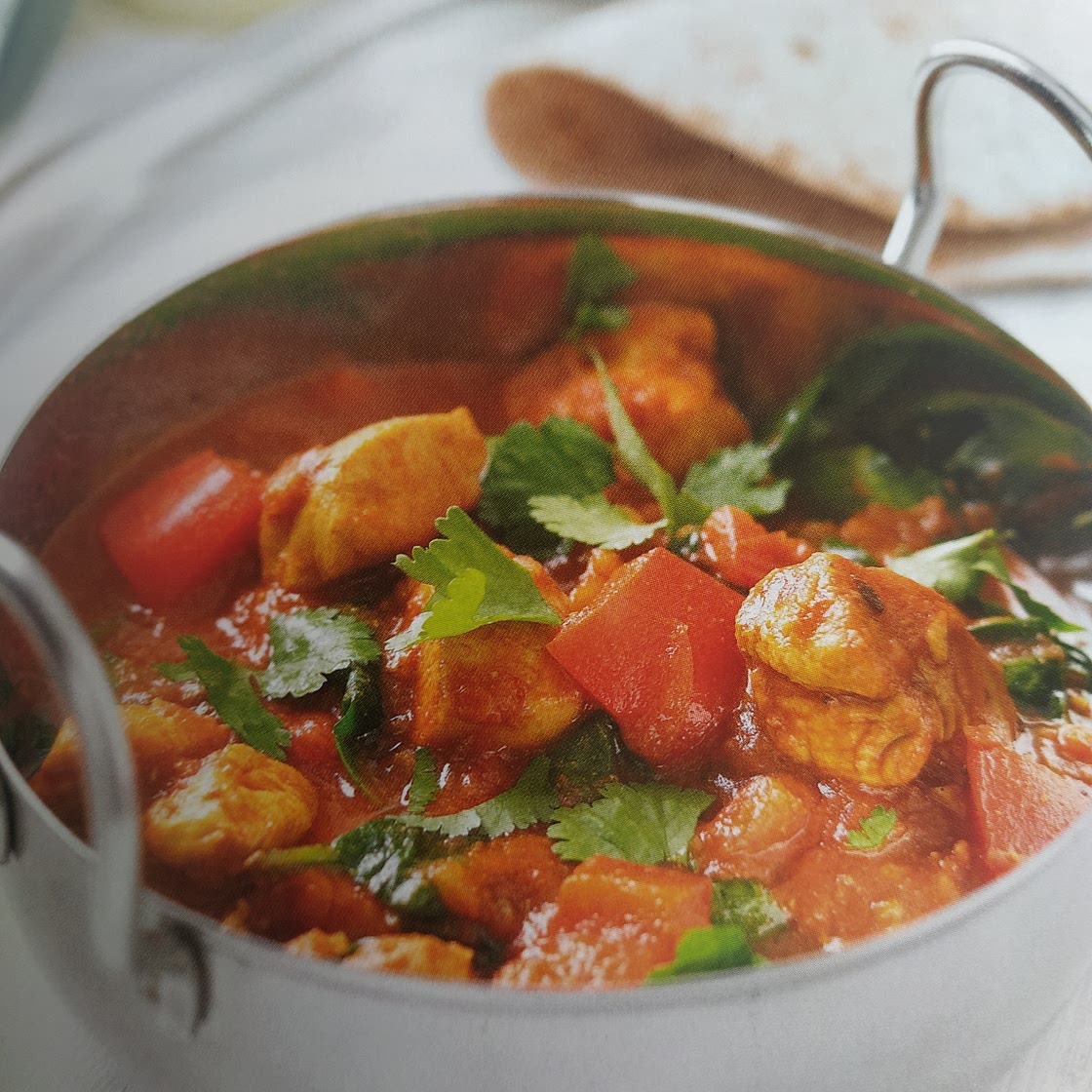 Low-fat chicken balti
