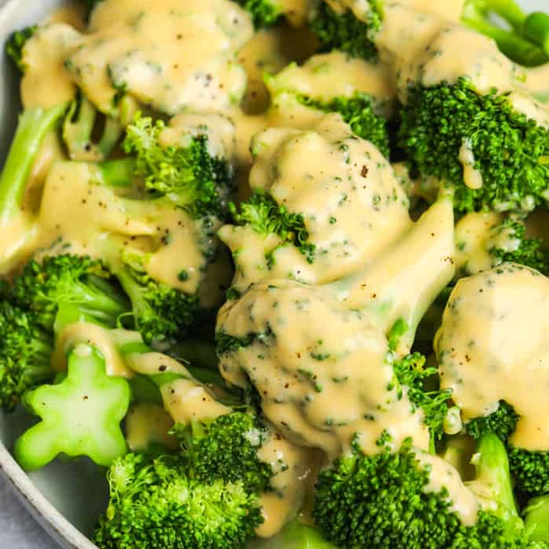 Cheesy Broccoli Chicken