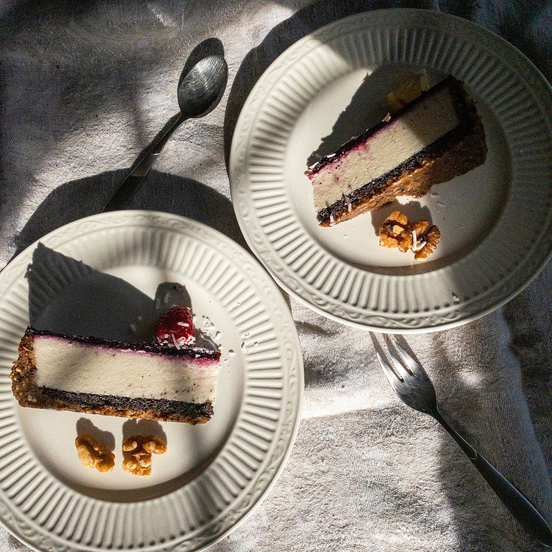 Vegan Poppy Cheesecake 
