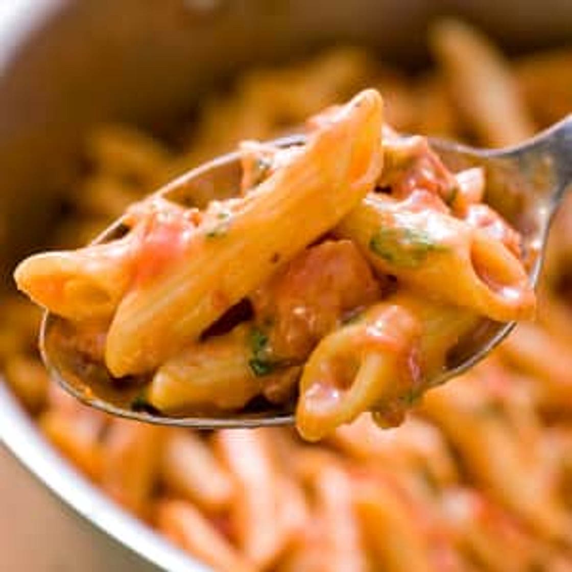 Mom's Creamy Tomato Pasta