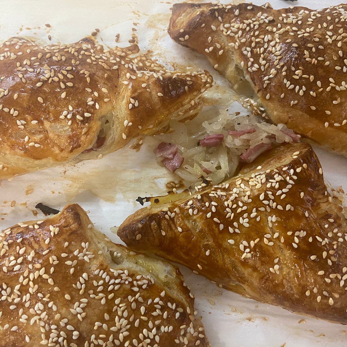 Pastrami knishes