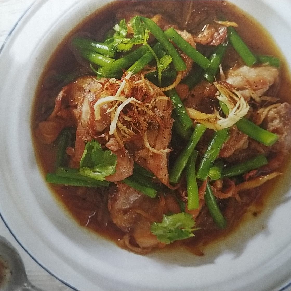 Chicken, ginger & green-bean hotpot