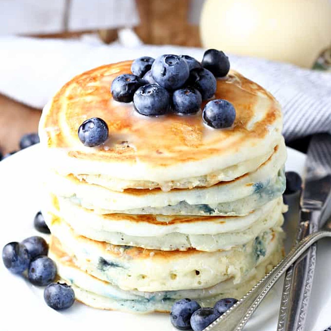 Fluffy Blueberry Pancakes