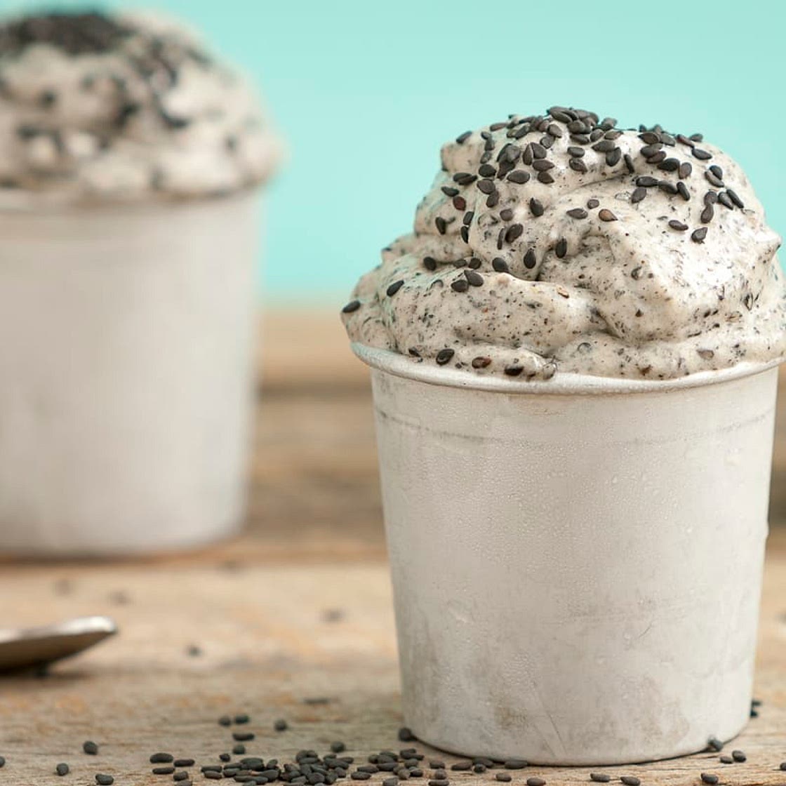 Black sesame seed nice cream