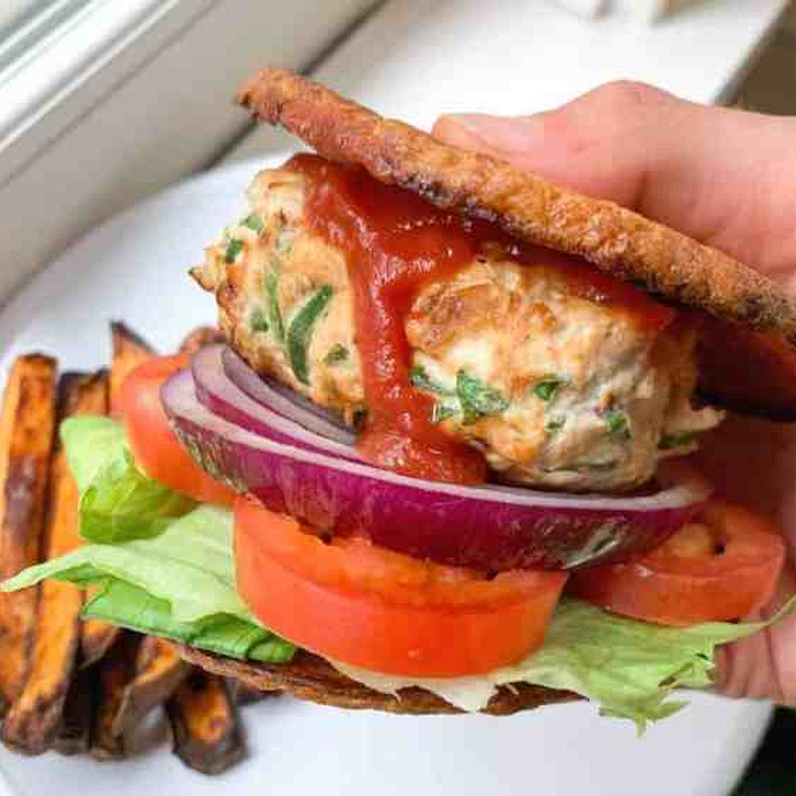 Healthy Cilantro Lime Chicken Burgers
