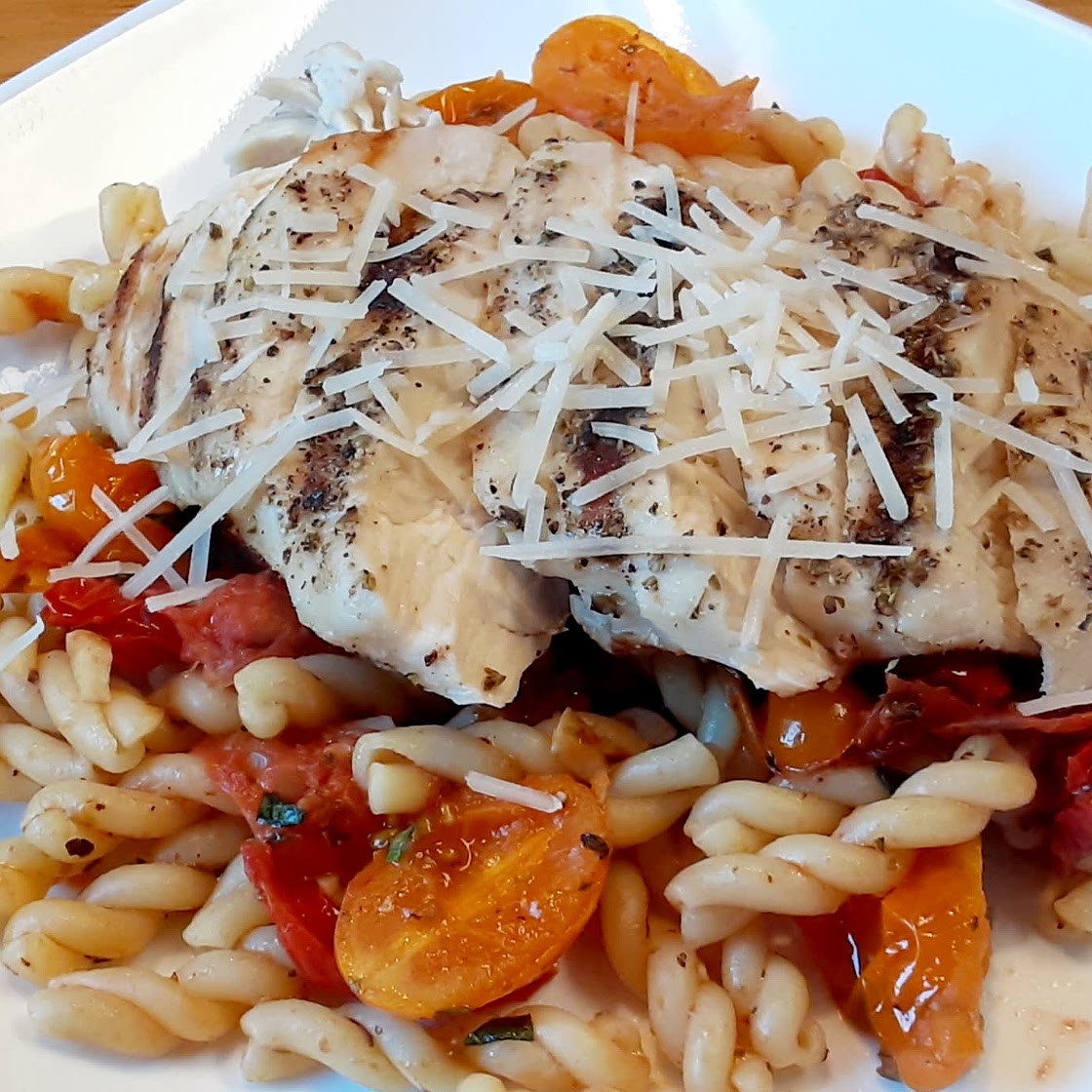 Grilled Cherry Tomato and Chicken Pasta
