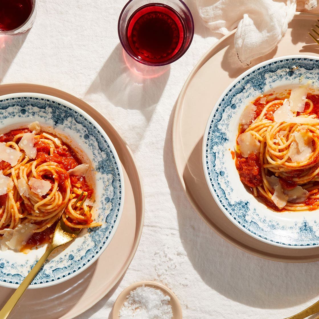 Marcella Hazan's Tomato Sauce With Onion & Butter