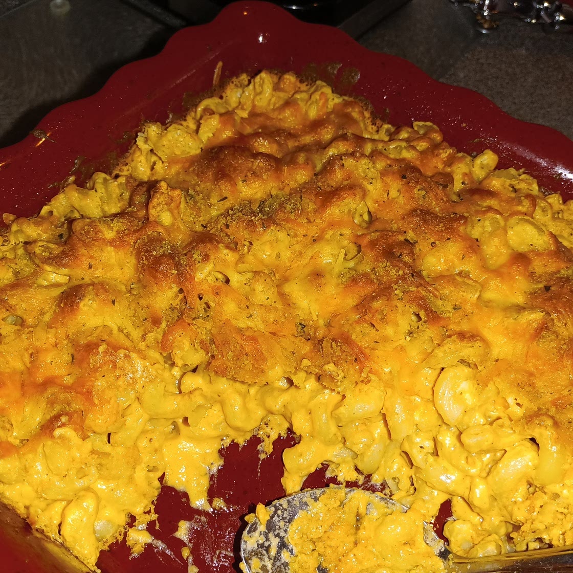 BAKED MACARONI & CHEESE